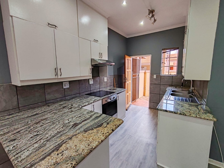 3 Bedroom Property for Sale in Baillie Park North West